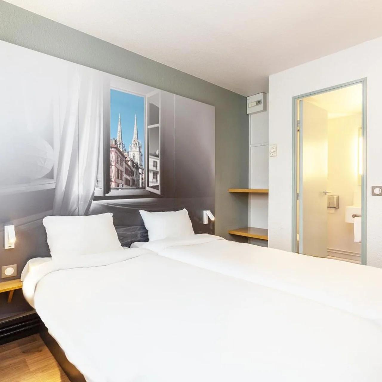 B&B HOTEL Bayonne photo