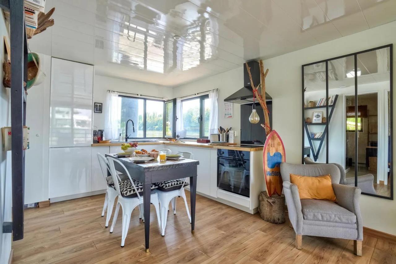 HouseBoat - Une maison sur l'eau photo
