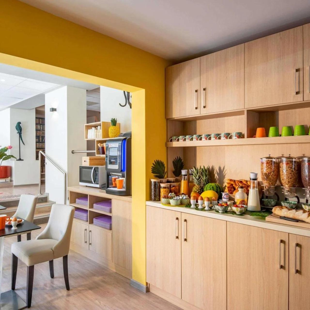 ibis Styles Beaulieu sur Mer photo