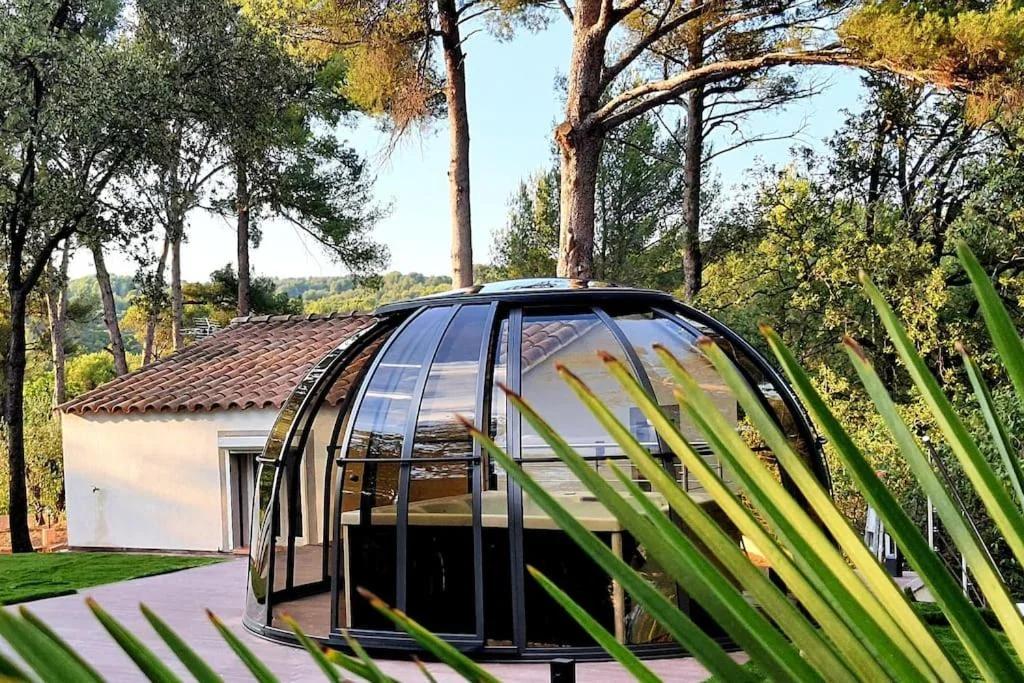 La Bonne Etoile Marseille ! Hébergement romantique ! Jacuzzi et Piscine chauffée