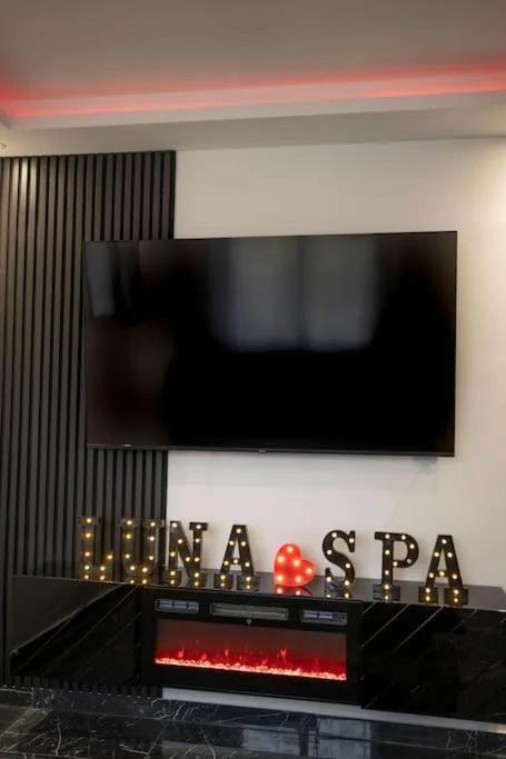 Love Room, Luna Spa APRÈS-MIDI 13h à 18h, créneau de 5h seulement et non une nuitée photo