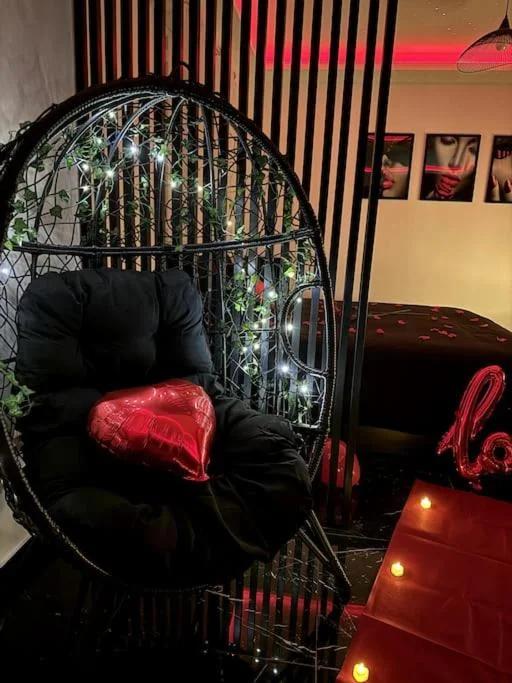 Love Room, Luna Spa APRÈS-MIDI 13h à 18h, créneau de 5h seulement et non une nuitée photo
