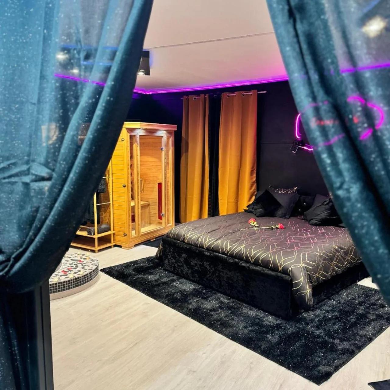 LA LOVEROOM by Sunnyroom photo