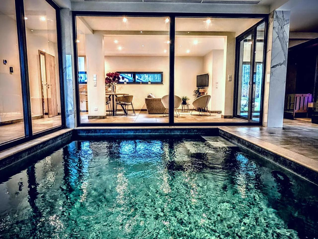 Magnifique maison bien-être 5 étoiles avec piscine et spa photo