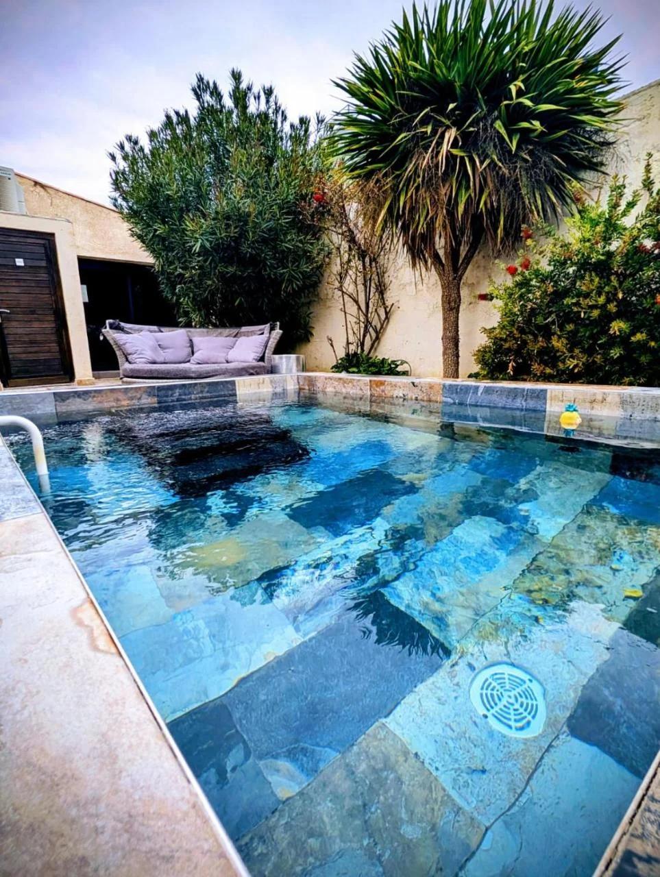 Maison avec piscine, jacuzzi et sauna privatifs - Mas de Nebbas foto