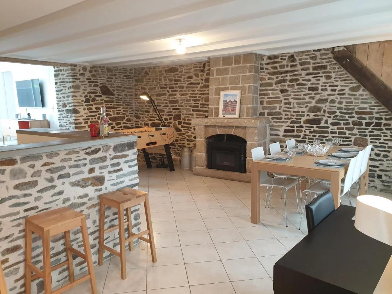 Maison de ville située à 8 kms du Mont St Michel photo