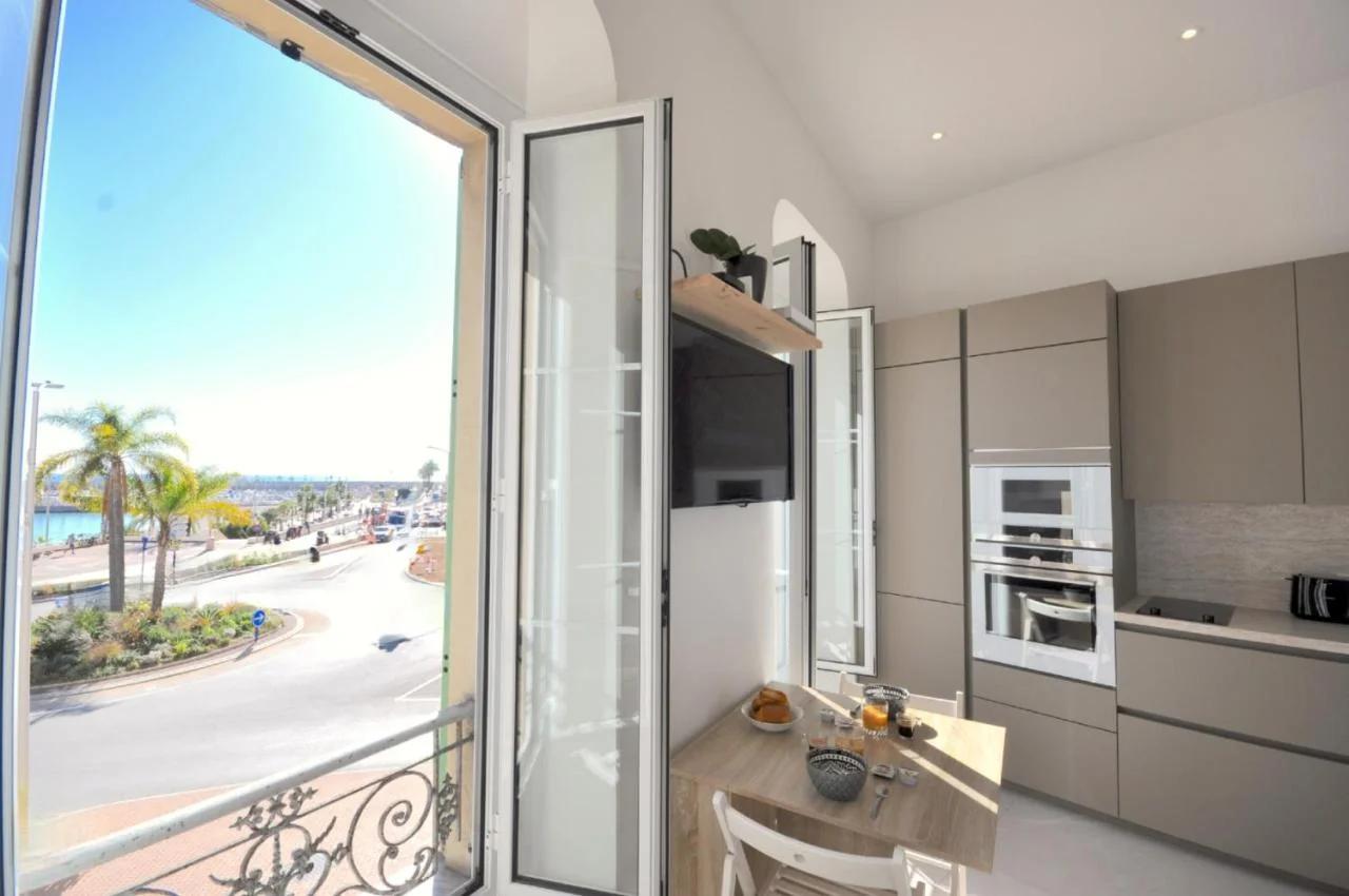 MENTON # MONACO - F1 GP - 4 PERSONS - SEA VIEW - NEW - PARKING - CLIM - PREMIUM - BEACH and SUN foto