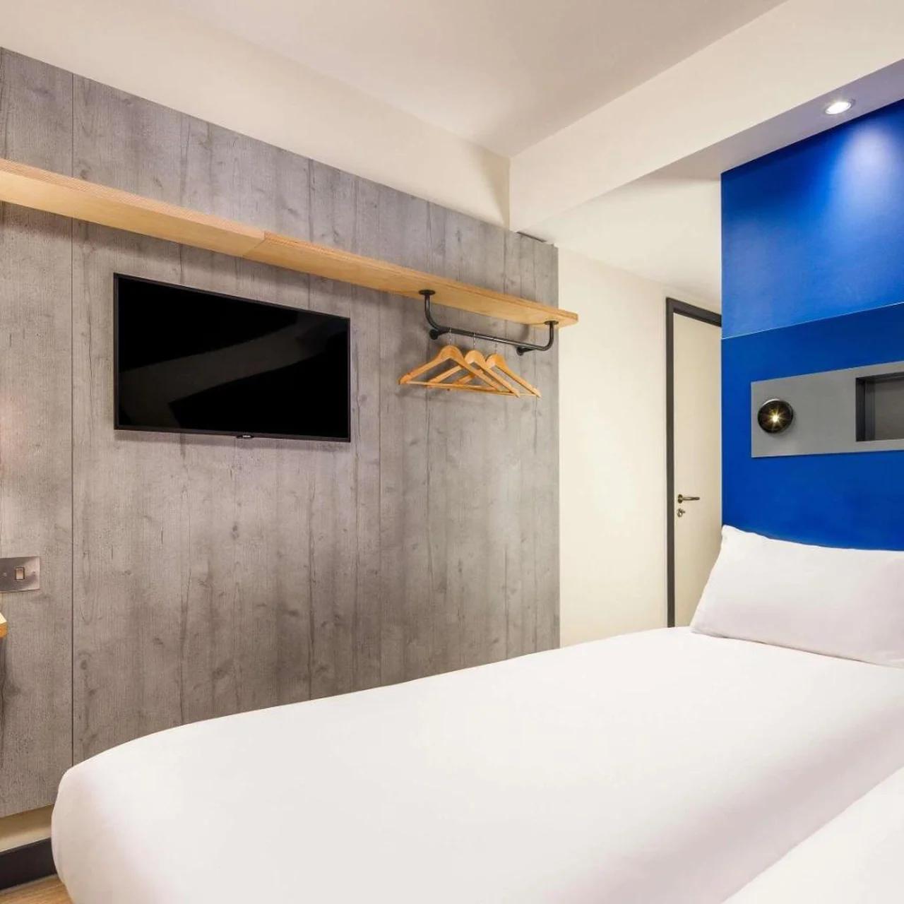 ibis budget La Rochelle Centre les Minimes photo