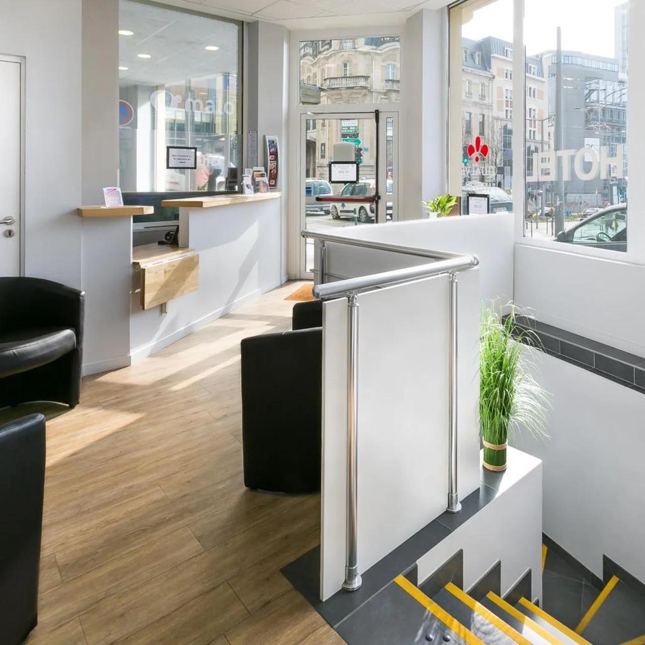 Hotel Foch Nancy Gare photo