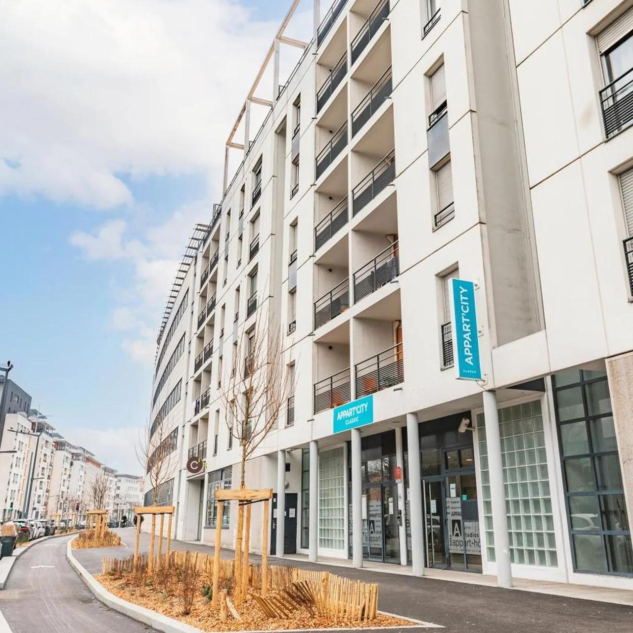 Appart'City Classic Lyon Vaise St Cyr photo