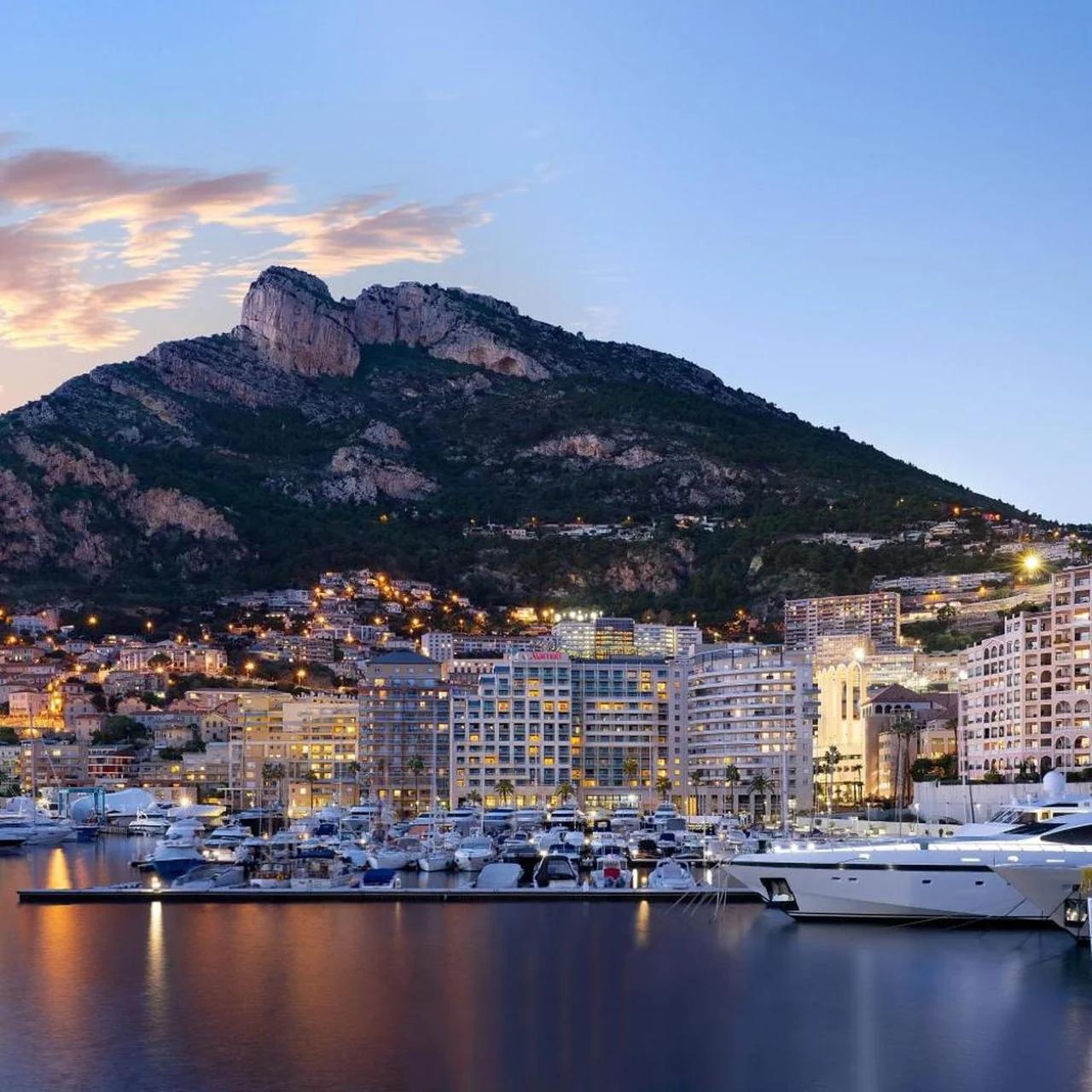 Riviera Marriott Hotel La Porte De Monaco photo