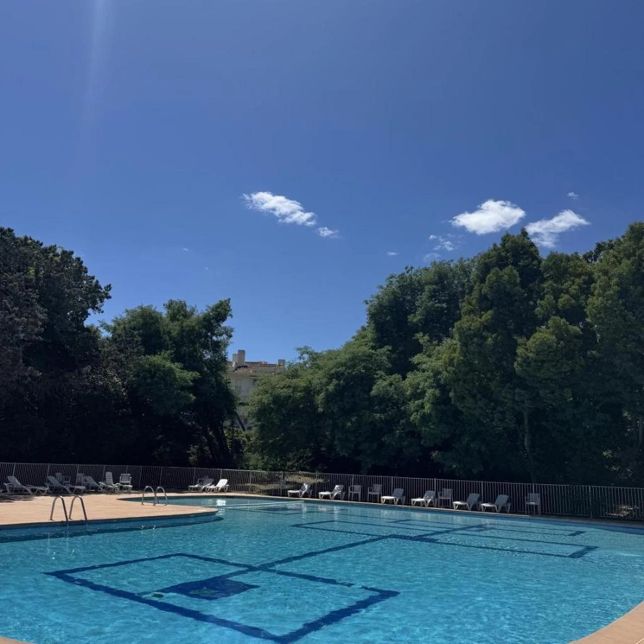 Studio in Saint tropez, swimming pool and parking