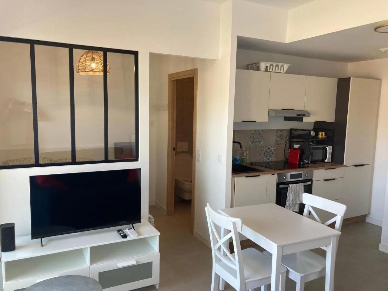 Studio vue Mer centre-ville Bastia