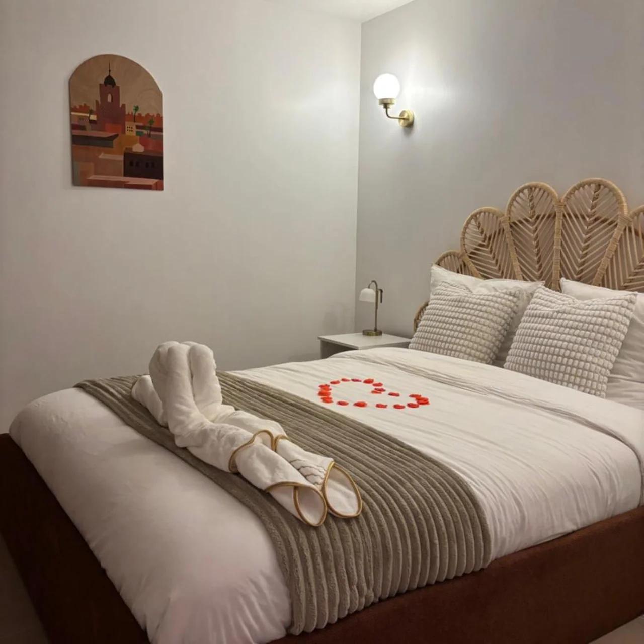 Suite orientale avec baignoire balnéo foto