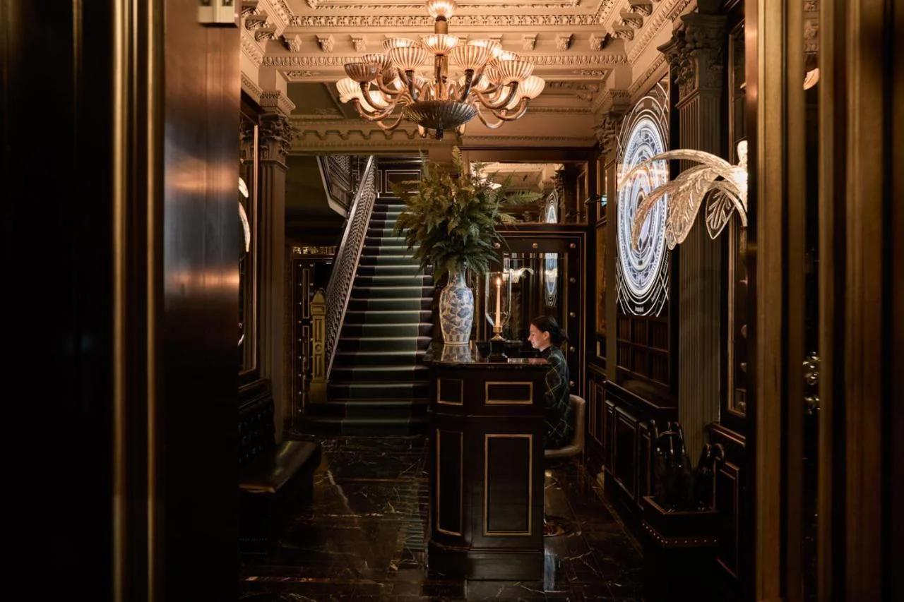 100 Princes Street photo