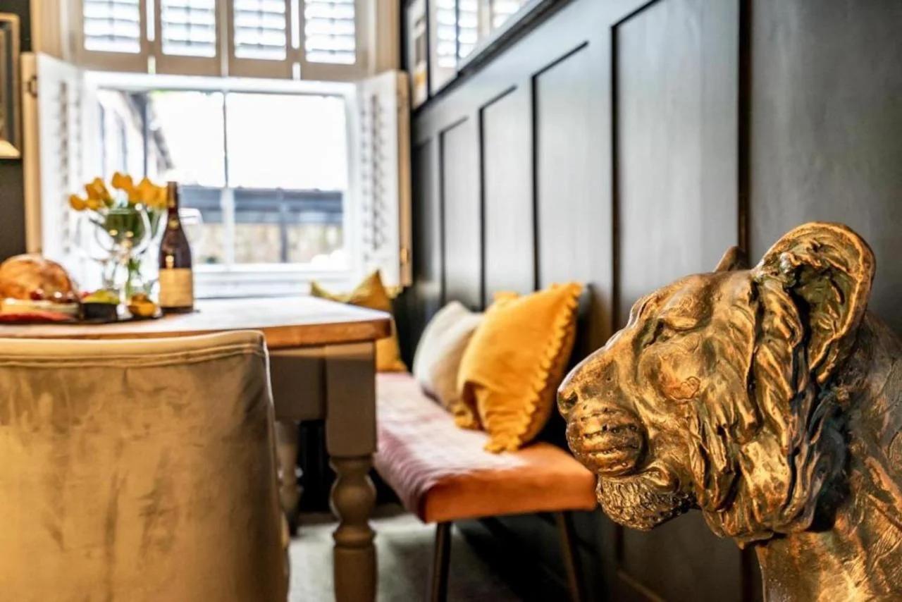 42 is the Answer- Stunning York townhouse appearing on TV Holiday Home Show photo