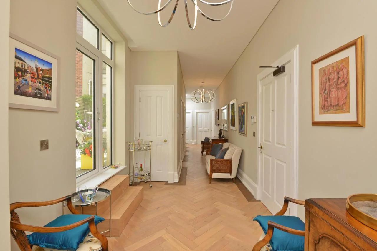 Apartment 1 24 Cathedral Yard Cathedral View photo