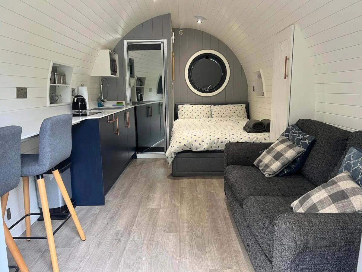 Brook Pod - High end Glamping in beautiful setting foto