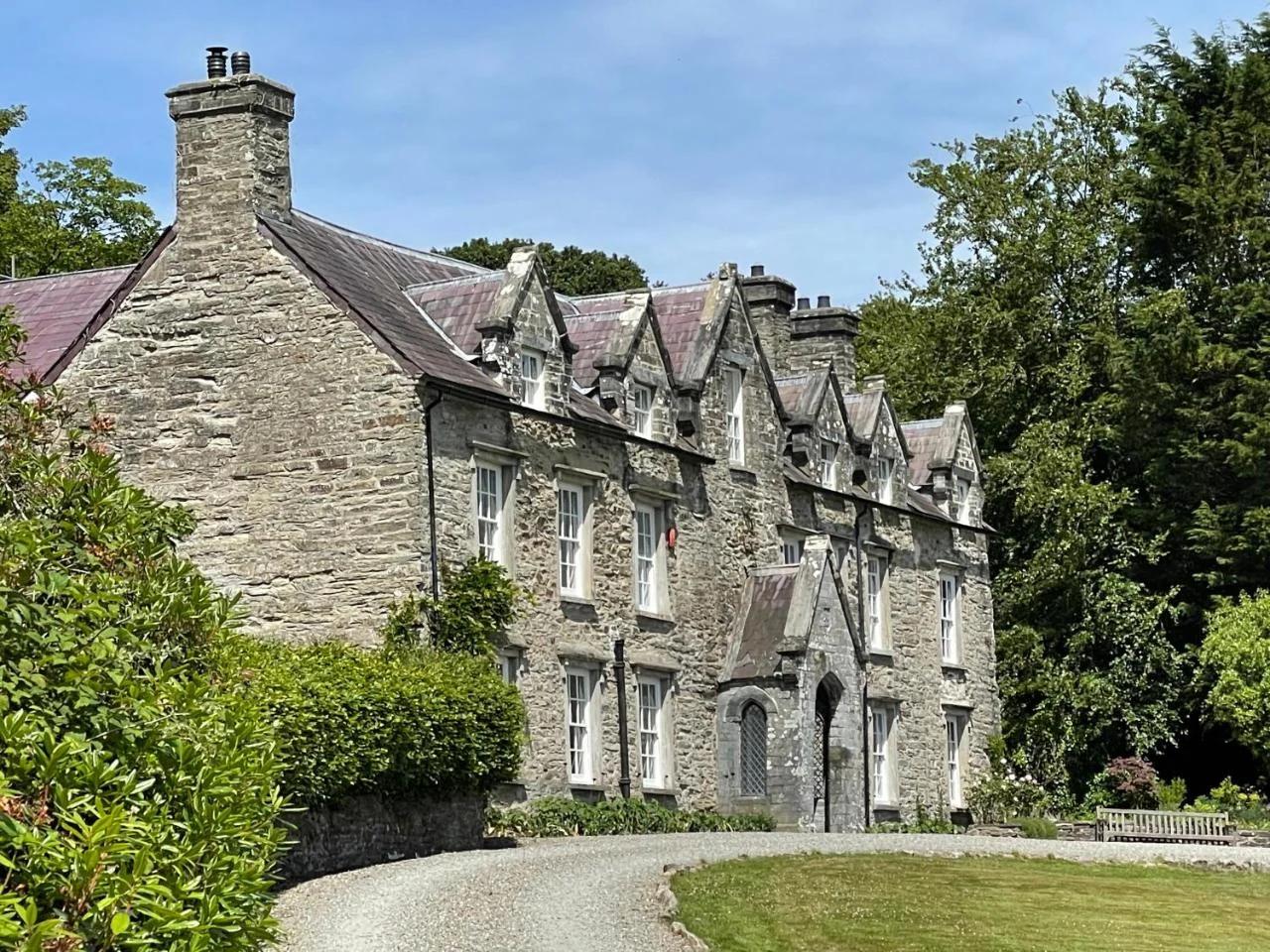 Noyadd Trefawr foto