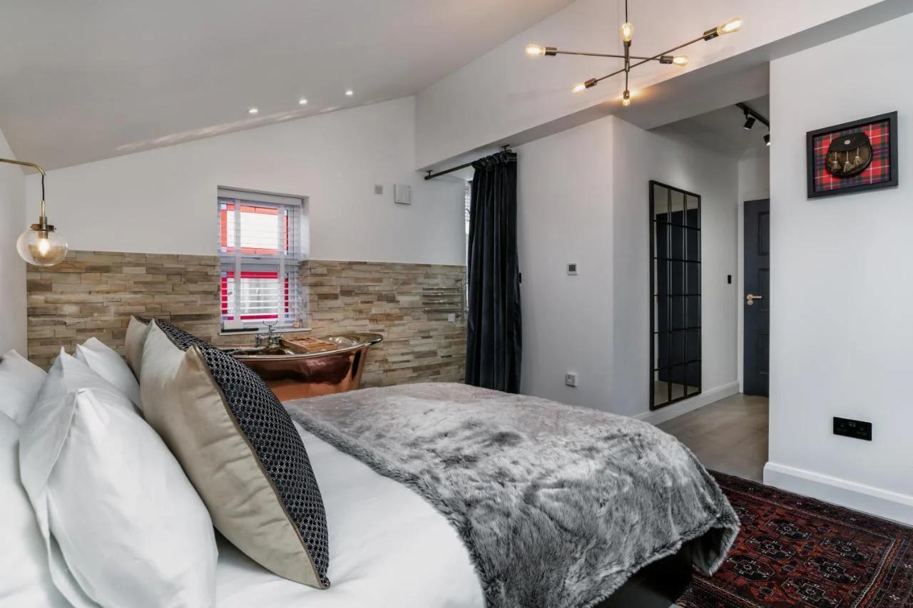 Pamper yourself in our DOUBLE SIZED copper tub -2 bedroom villa foto