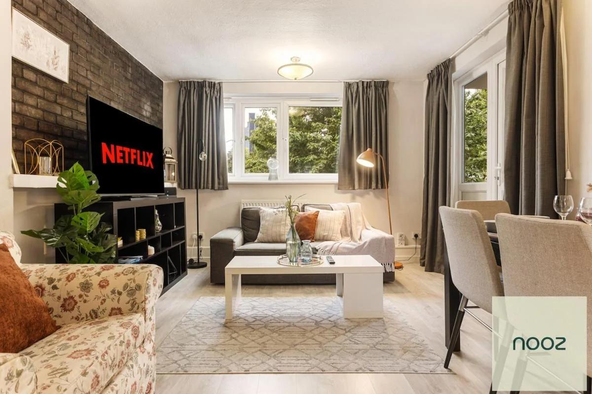 Stylish 2BR Flat in Canary Wharf & O2 Arena