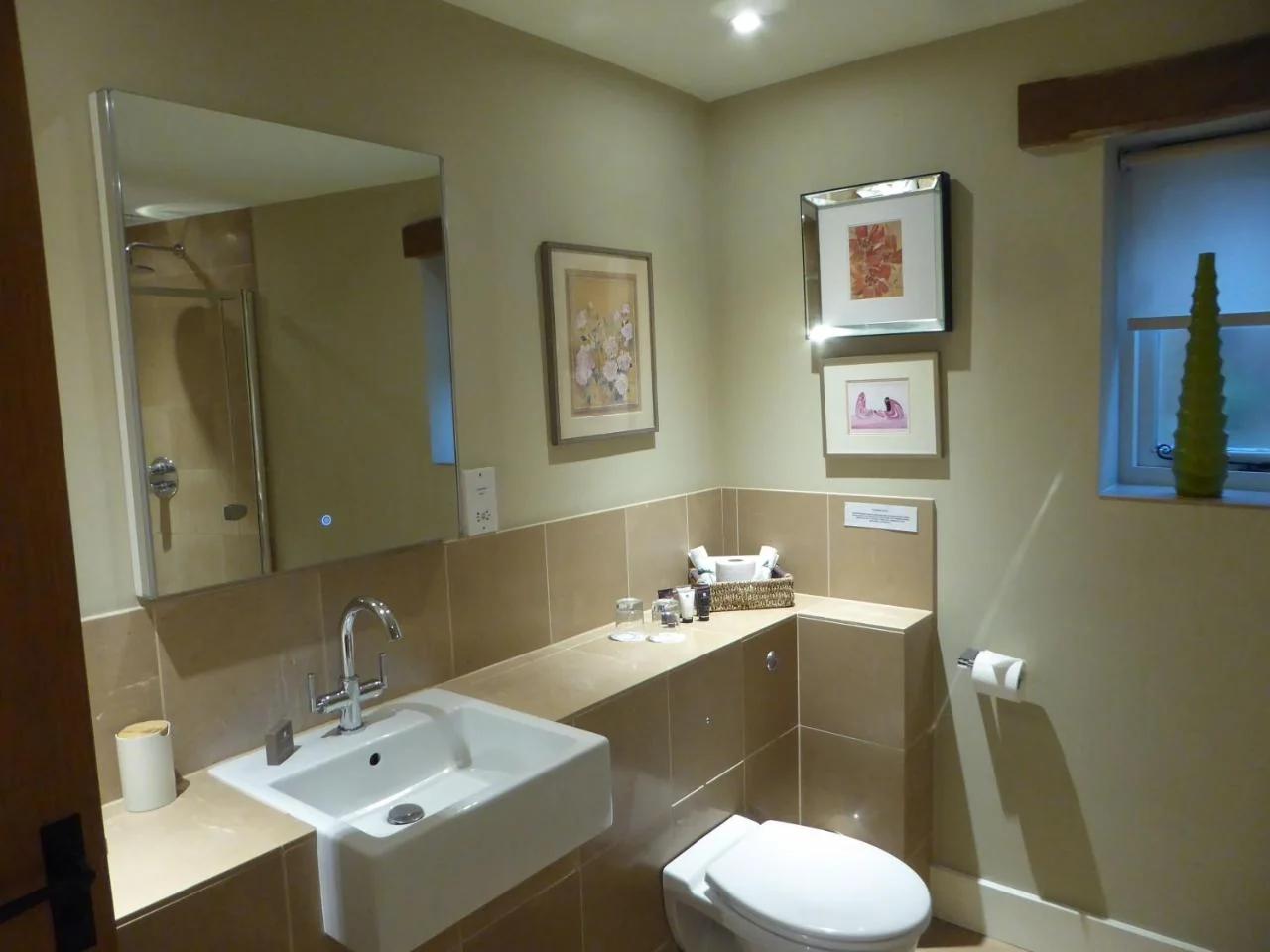 The Howard Arms photo