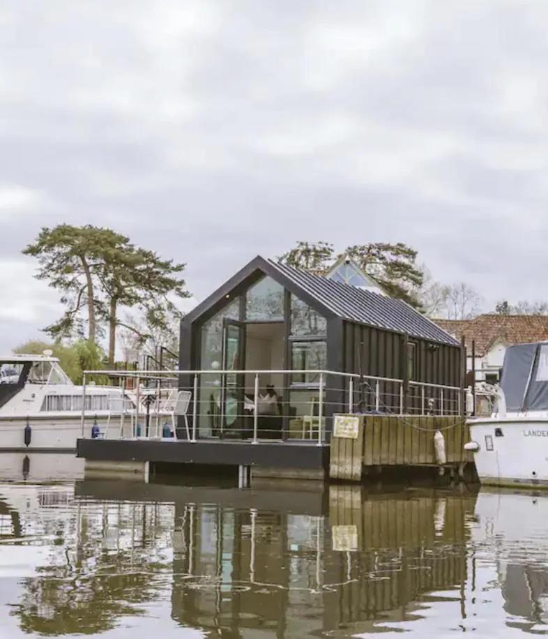 Water Cabin With Water Sports Equipment and Bikes, Bath