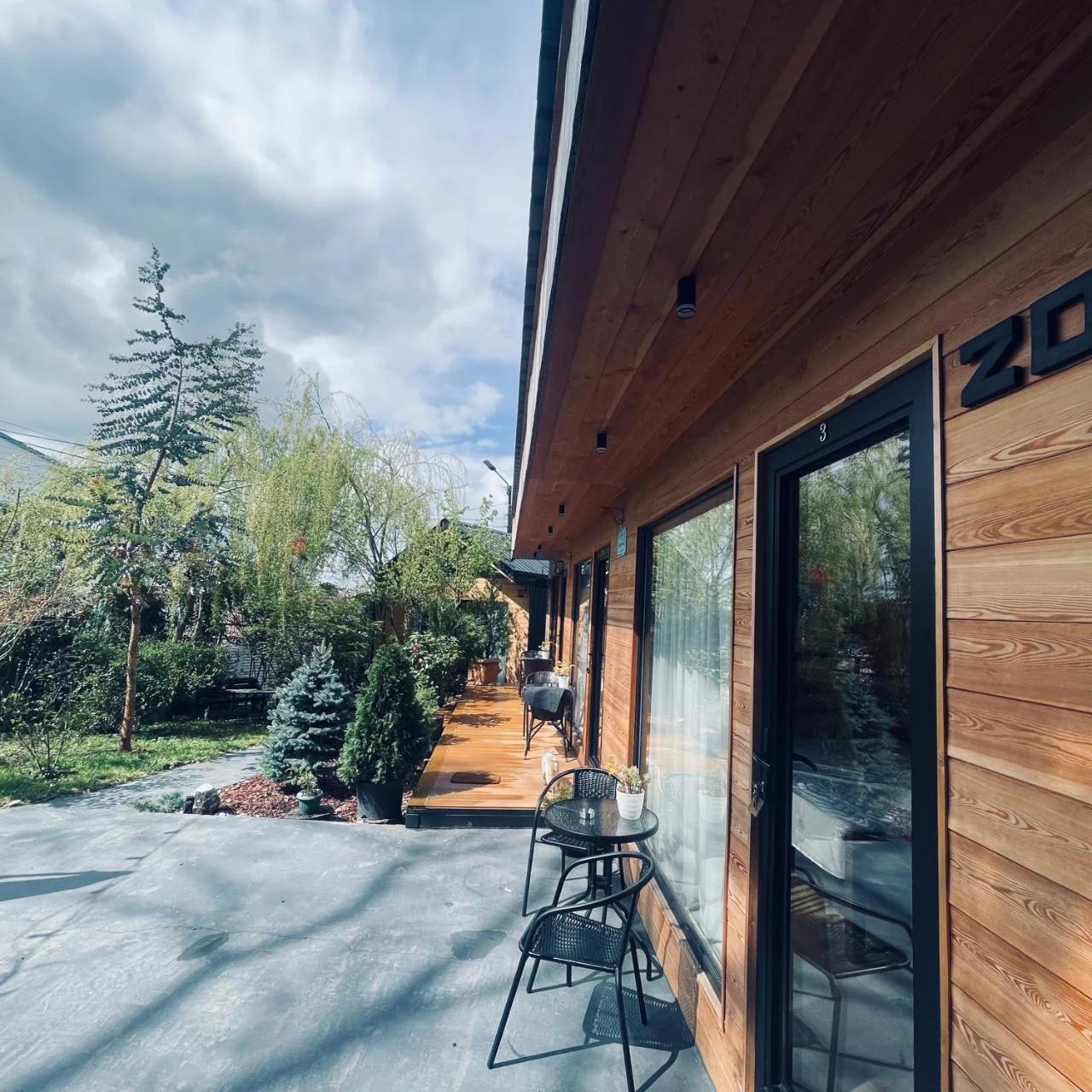Garden rooms in Kutaisi photo