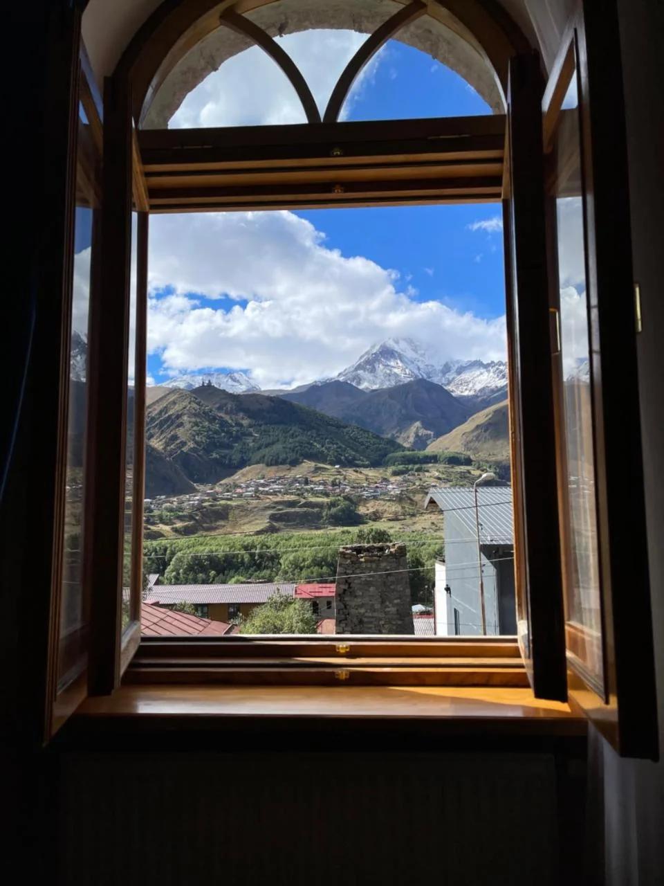 GRAF Kazbegi foto