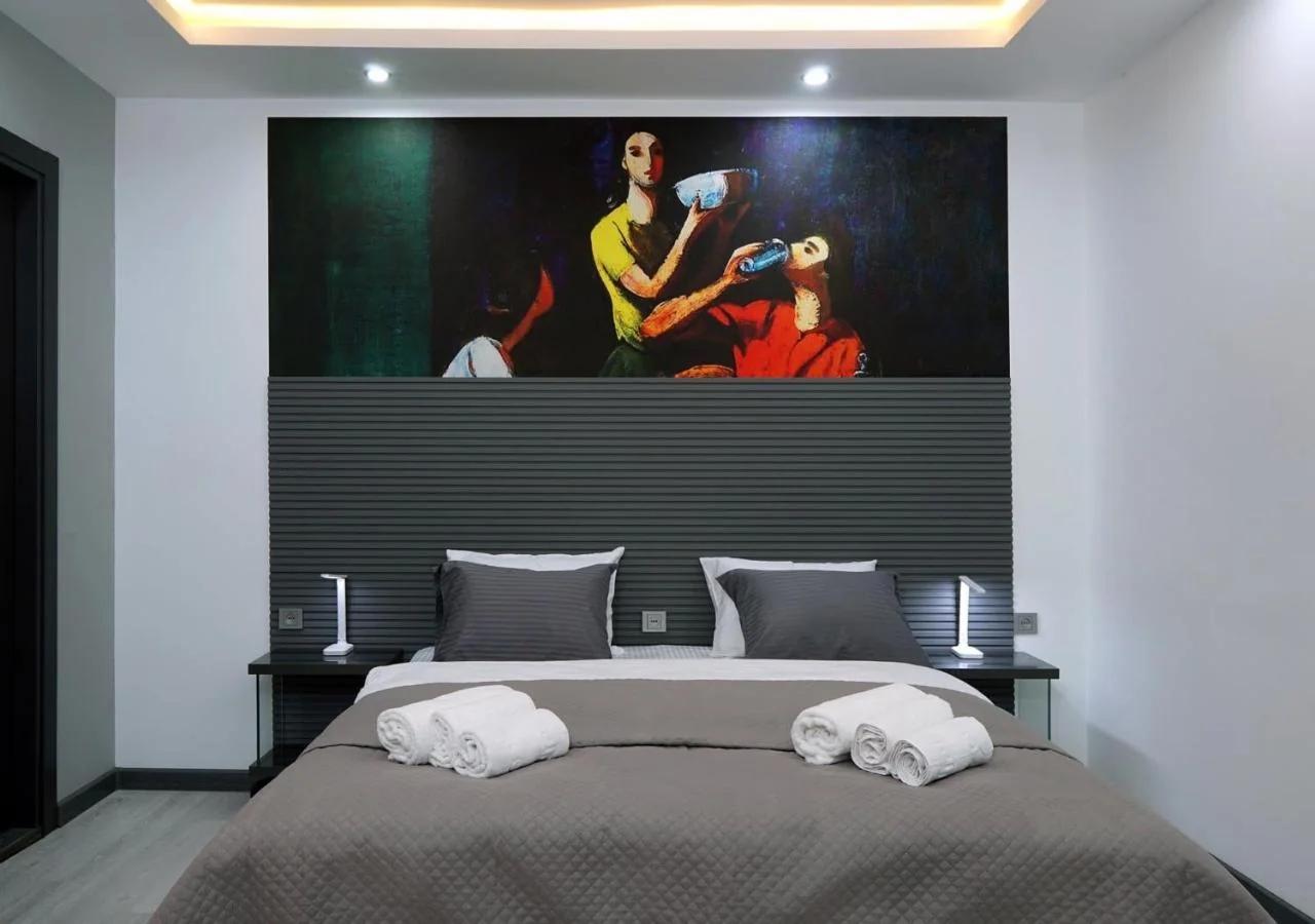 Hotel Varla photo