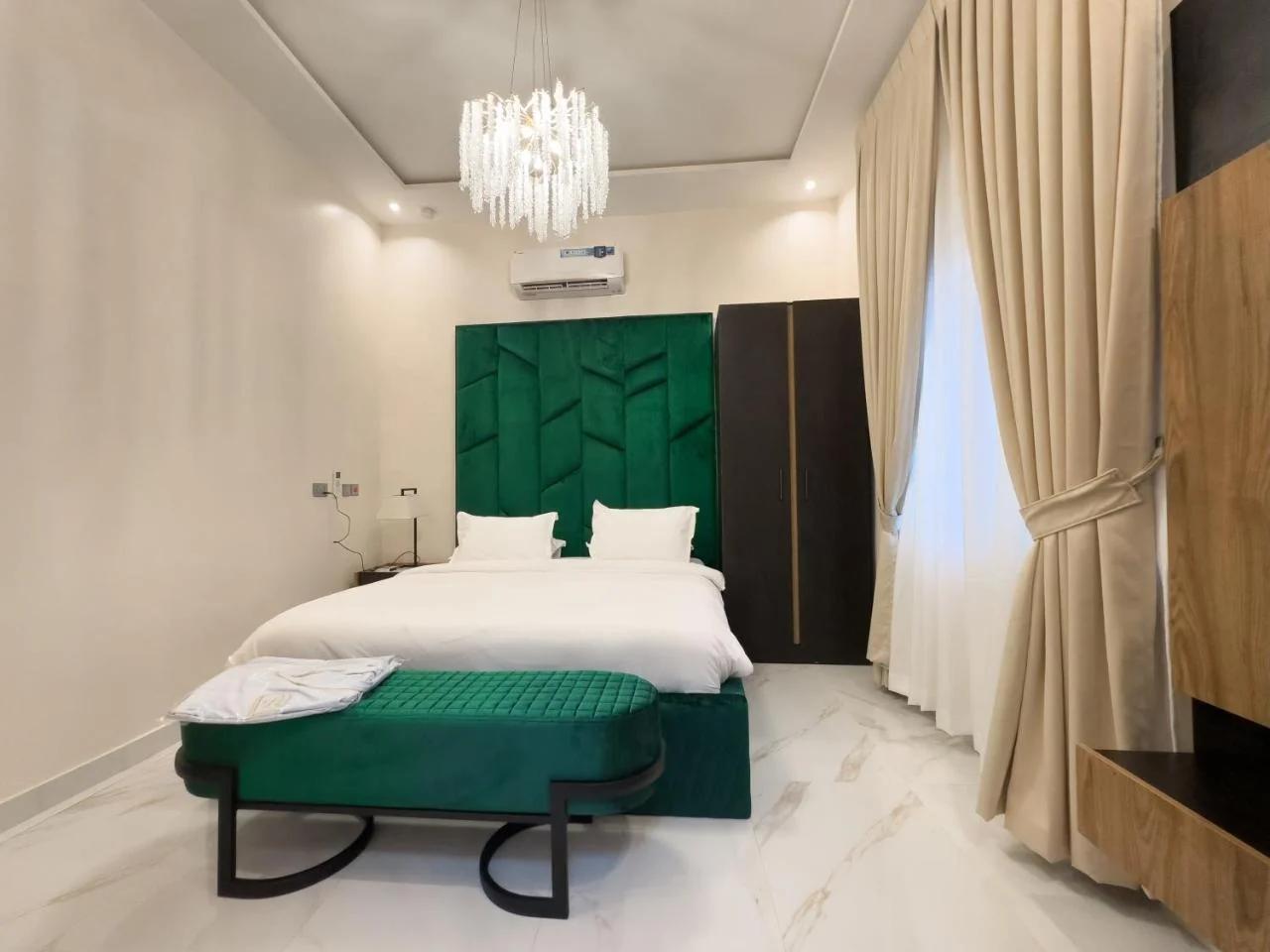 Teflon suites Kumasi photo