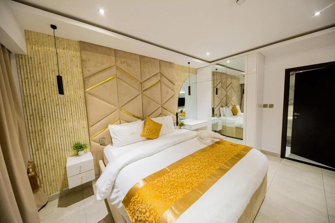 The Signature Apartment by G&L Luxury Properties photo