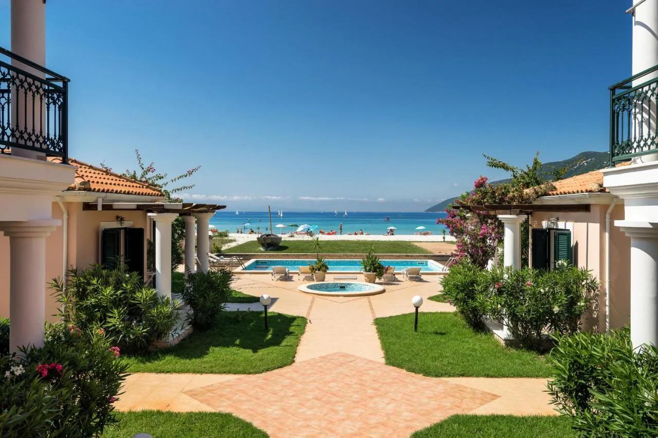 Aktes villas photo