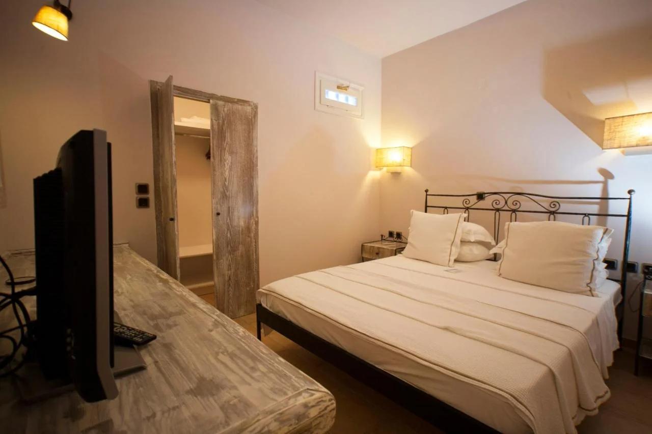 Ammos Naxos Exclusive Apartments & Studios photo