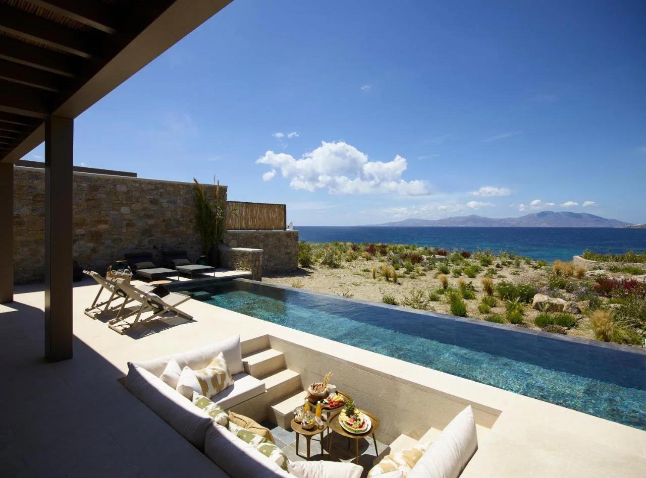 Bonzoe Suites & Villas photo