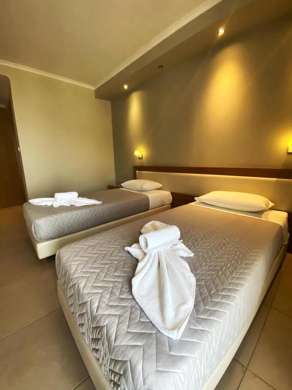 Cosmos Hotel photo