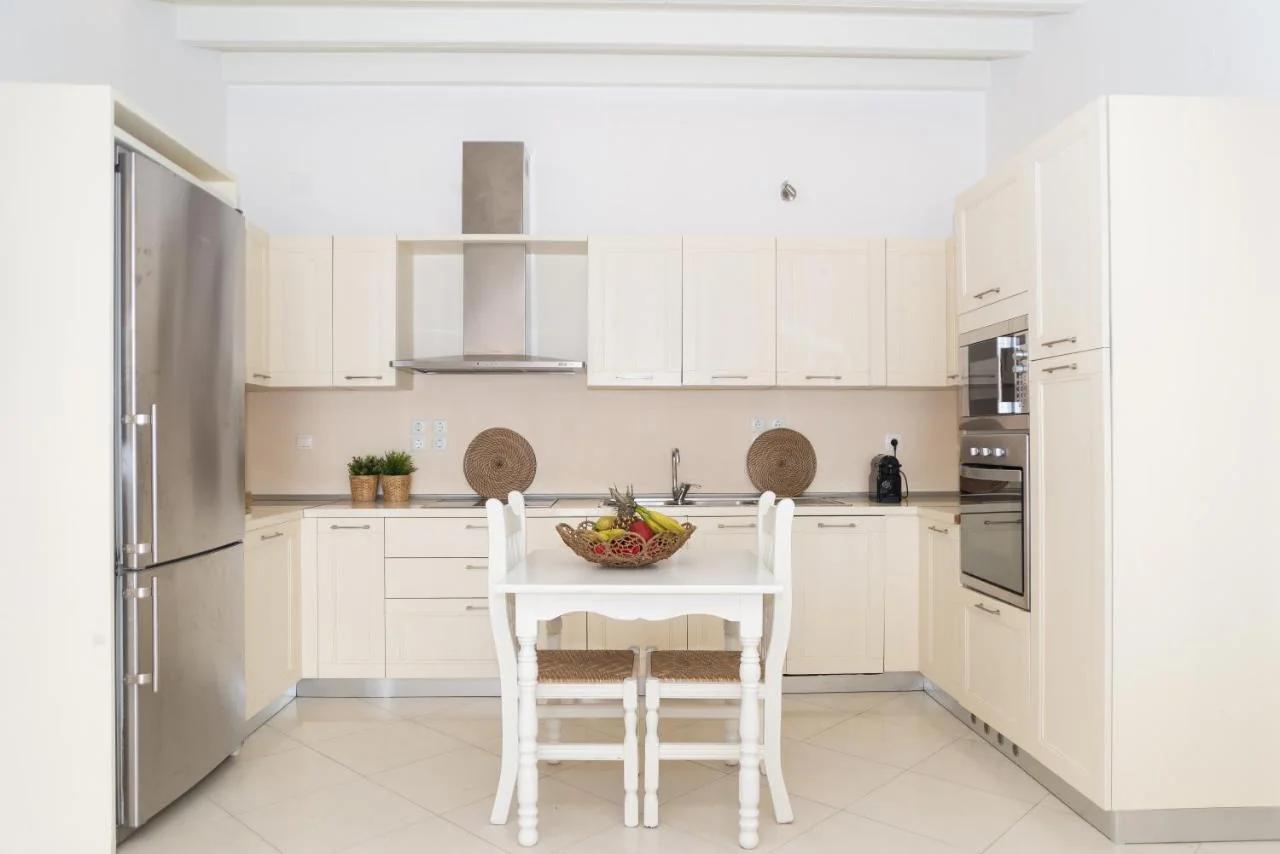 Patmos Sunshine Houses - Quiet Stay, 5-min Walk to Skala Square foto