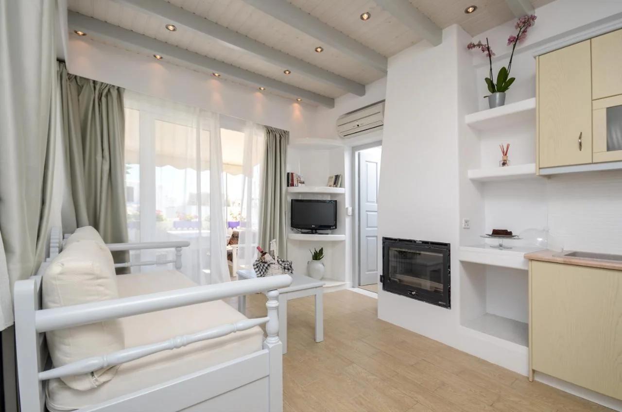 Santa Katerina Apartments & Studios photo