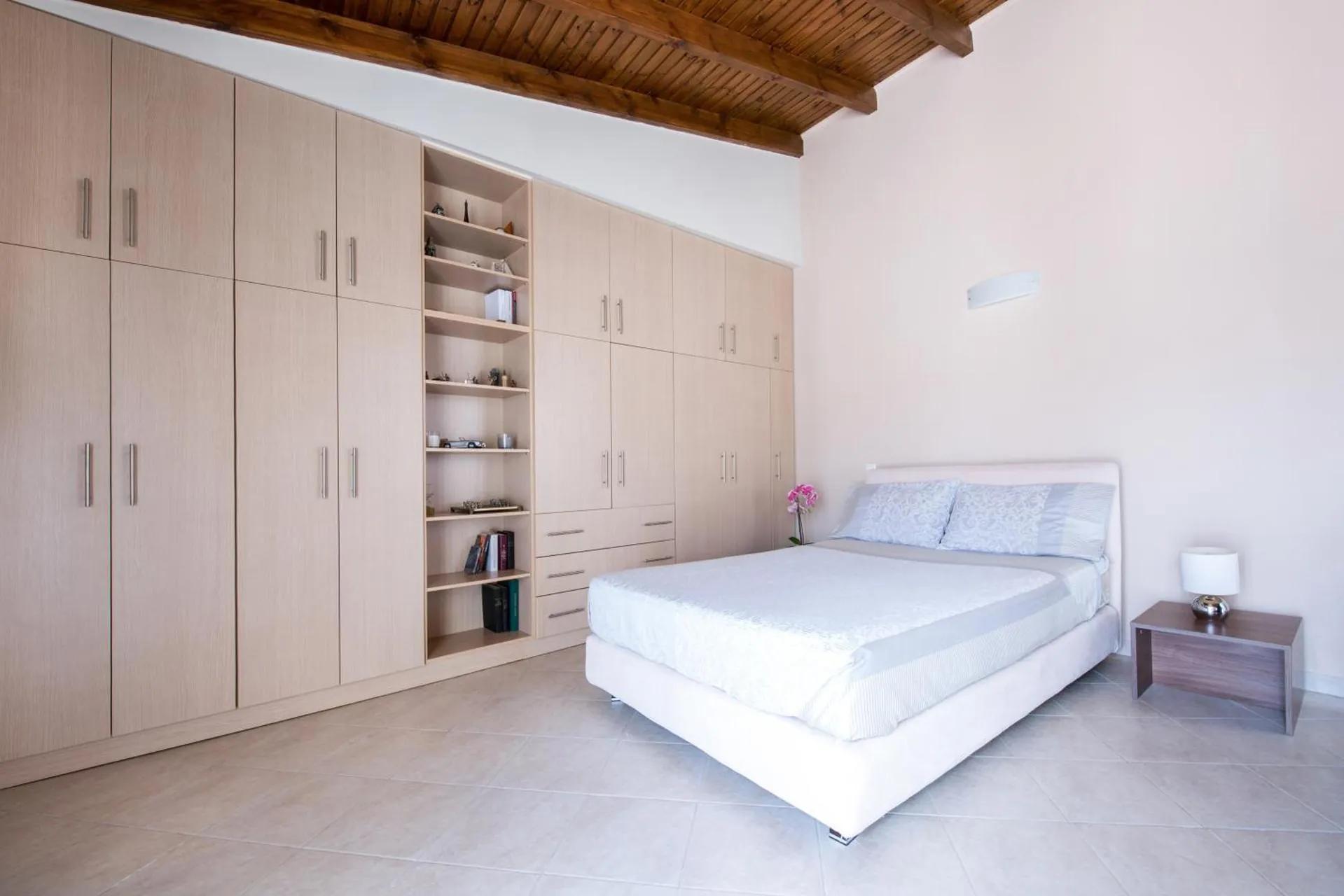 Top floor modern studio in central Koropi photo