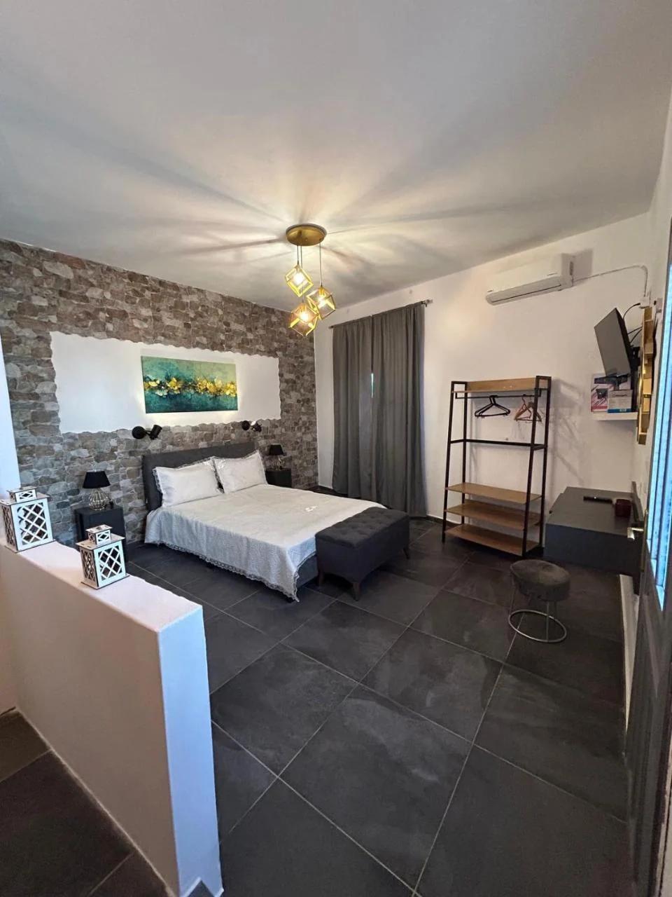 Tsoukanas Studios foto