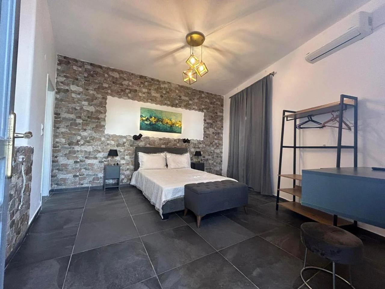 Tsoukanas Studios foto