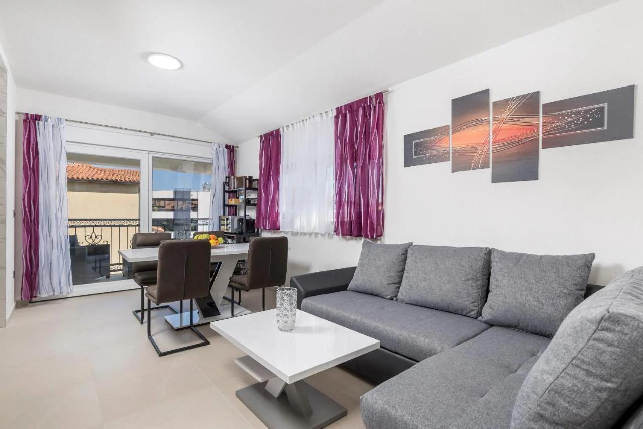 Adults only Guesthouse Villa Samantha by Irundo photo