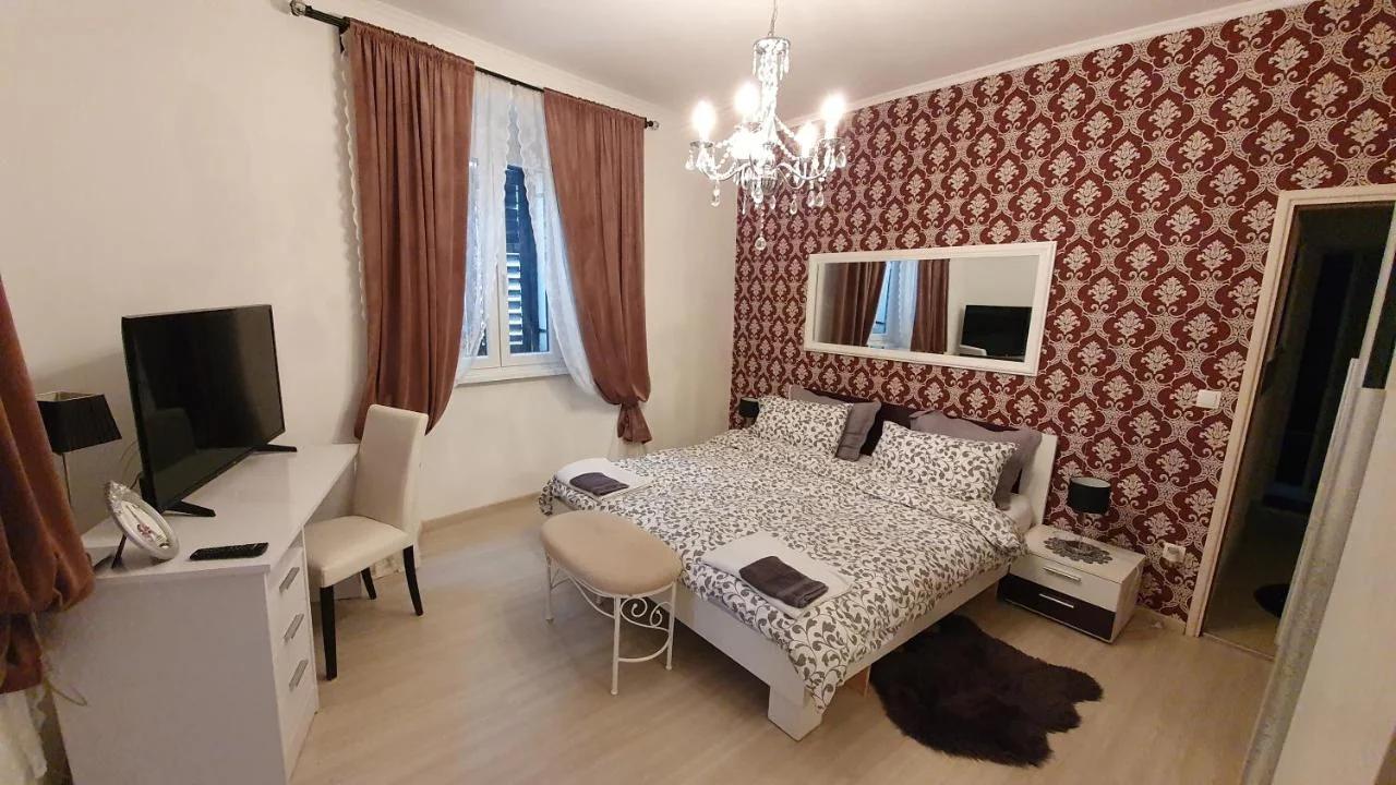 Aparments Lovely Paris photo