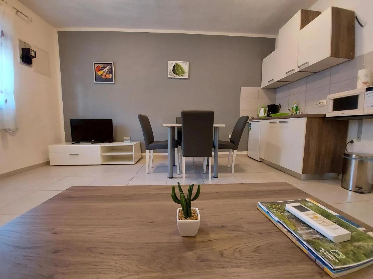 Apartment Ema foto