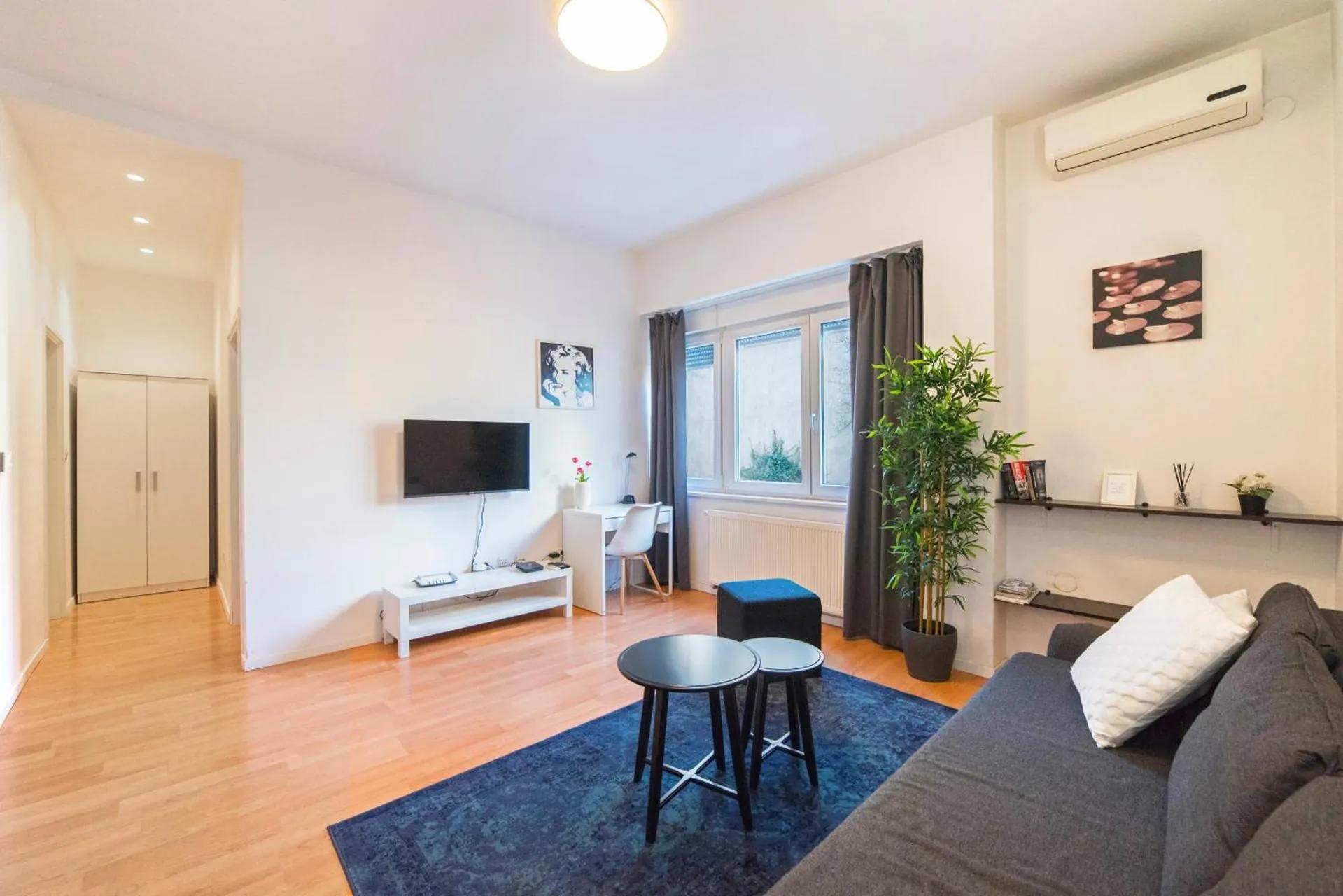 Barbara - Peaceful Apartment with Parking photo