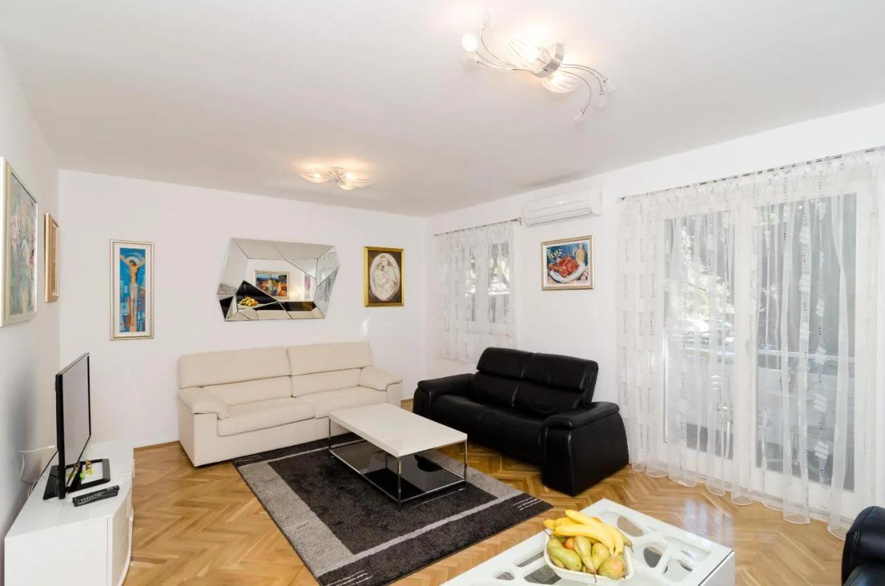 Apartment Iva - Andrije Hebranga 31 photo