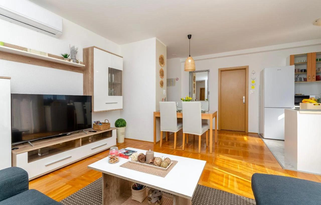 Apartment Slava photo