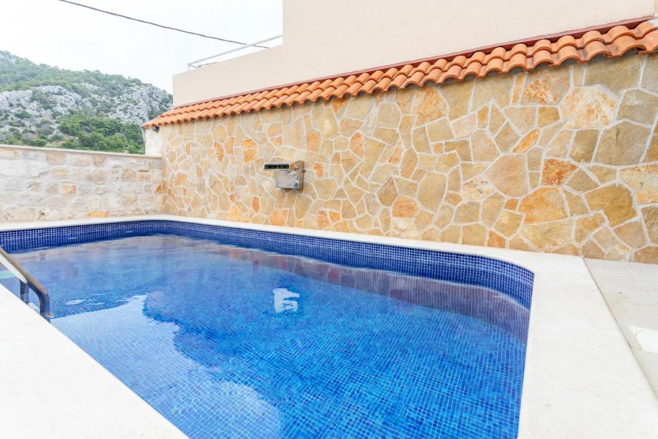 Apartments Ante 2 Hvar center, pool photo