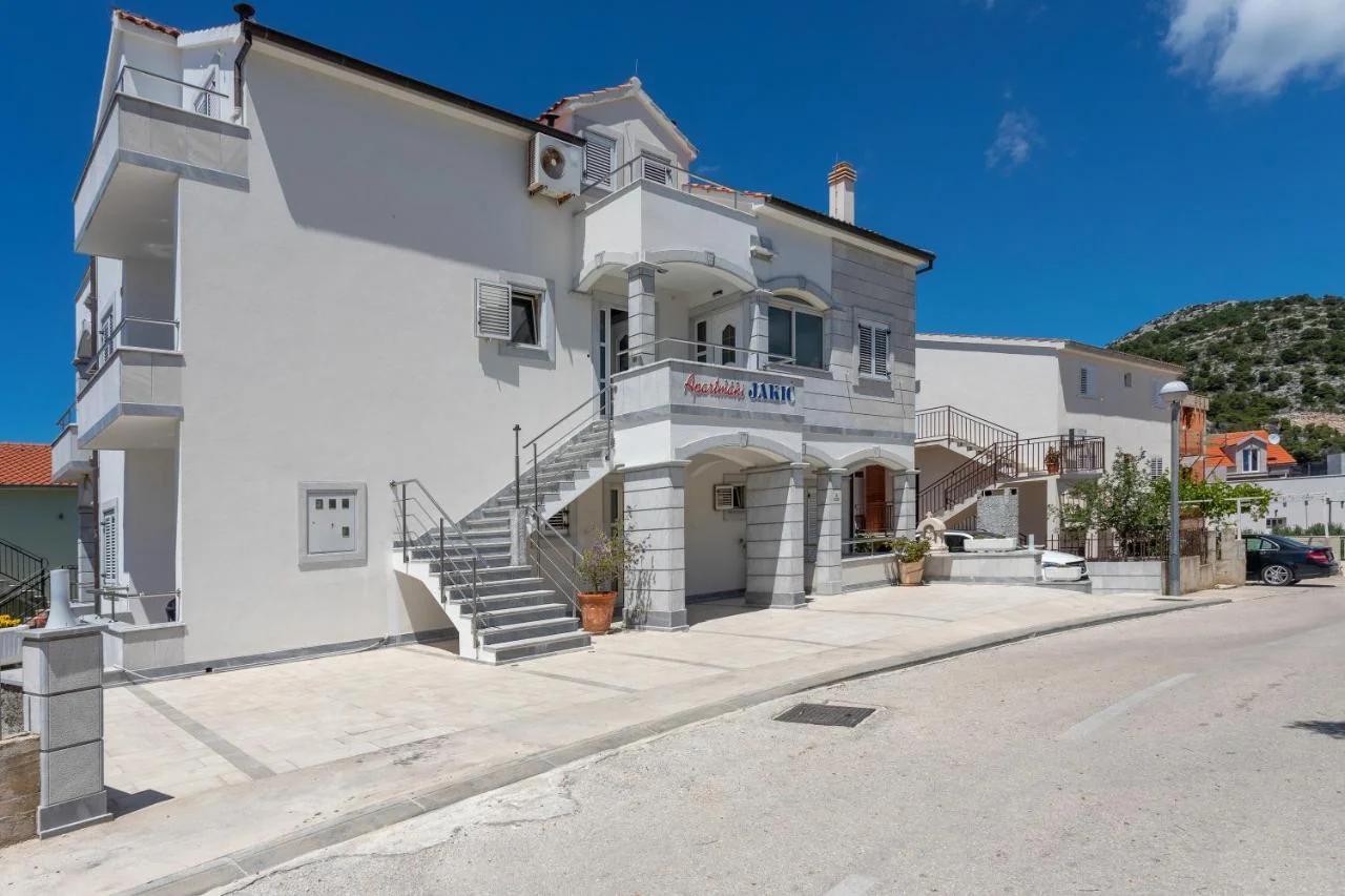 Apartments Jakic photo