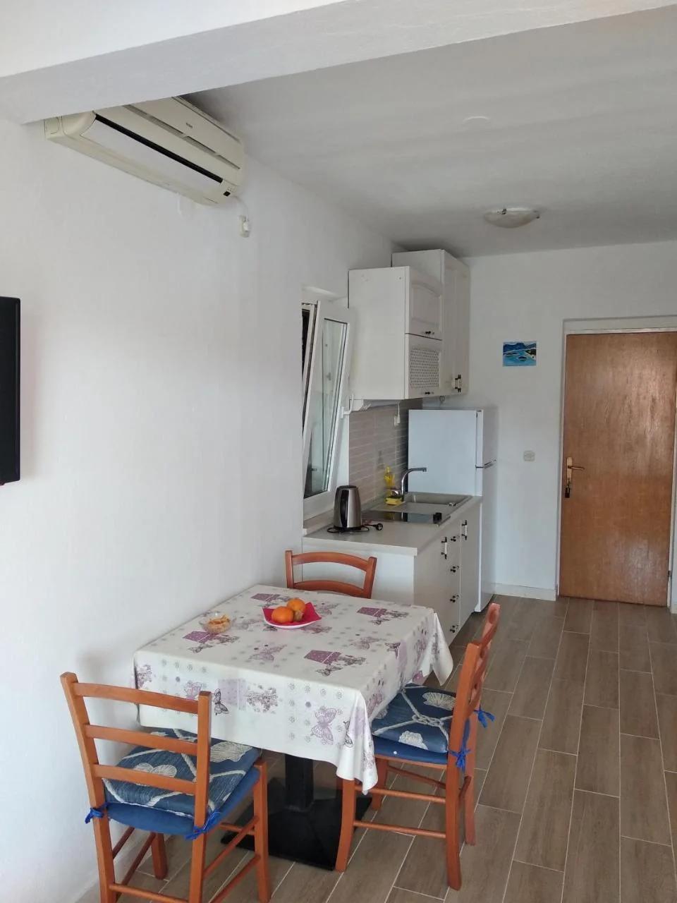 Apartments Luka photo
